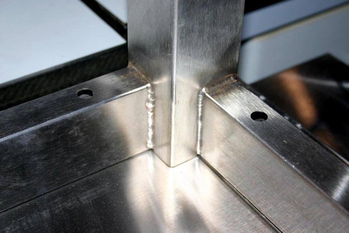 Used METRO, ULINE STAINLESS STEEL MOBILE LAB CLEANROOM TABLE C FRAME, 60L X 30W X 34H