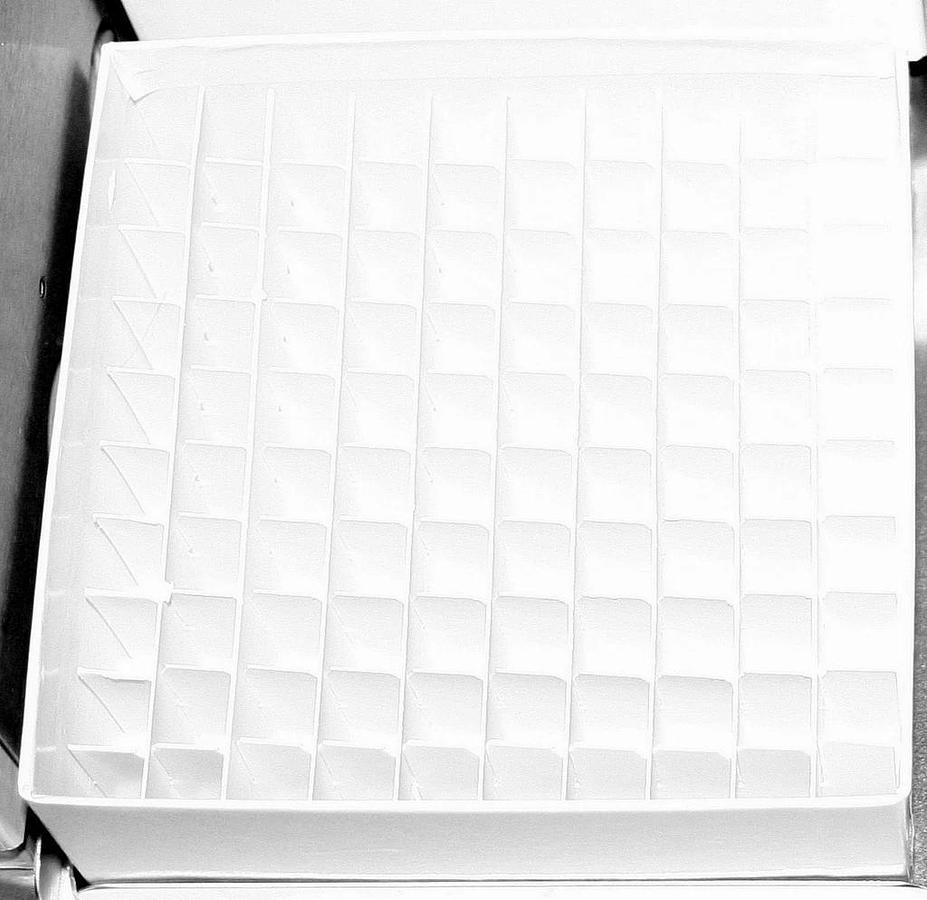 Used THERMO SCIENTIFIC FREEZER RACK KIT, MODEL RSK400SD4 FORMA 88400 & TSU400  RACKS