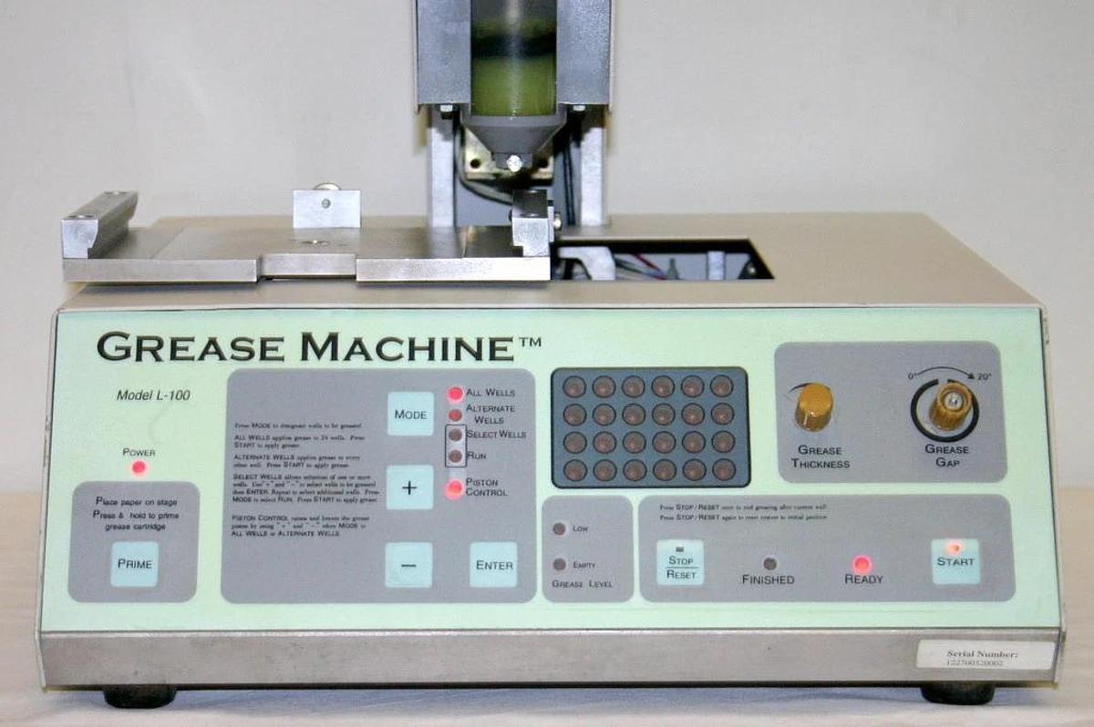 Used HAMPTON RESEARCH GREASE MACHINE, MODEL L-100 FOR 24 WELL CRYSTALLIZATION PLATES