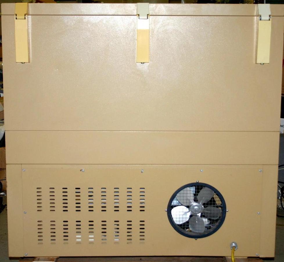 INFORS HT LARGE CAPACITY INCUBATOR SHAKER, MODEL RC-T, UV DECON & FLUORESCENT