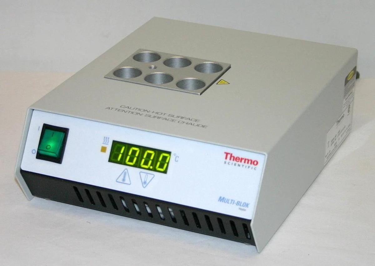 THERMO SCIENTIFIC DIGITAL MULTI-BLOK SINGLE BLOCK HEATER, MODEL 2000Q