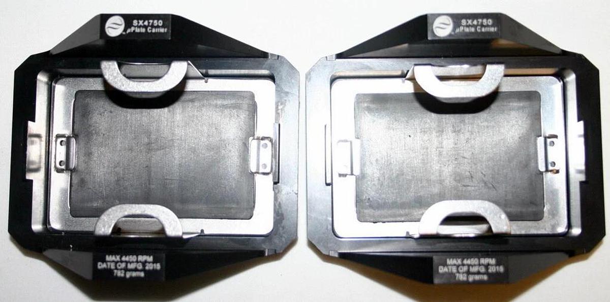 BECKMAN COULTER MICROPLATE CARRIER MODEL 392806 FOR SX4750 & SX4750A ROTOR, PAIR