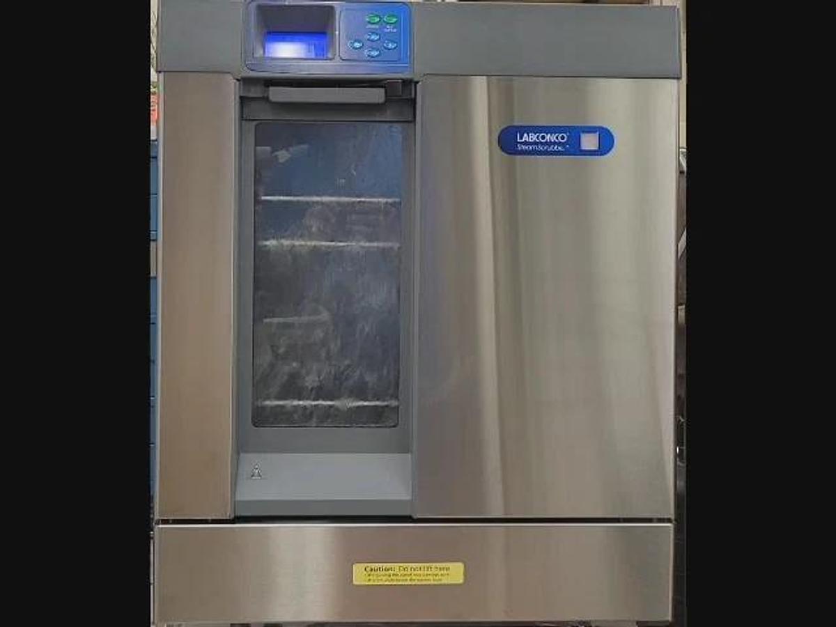 Used LABCONCO FREESTANDING STEAMSCRUBBER GLASSWARE WASHER, MODEL 4400431, 208/230V