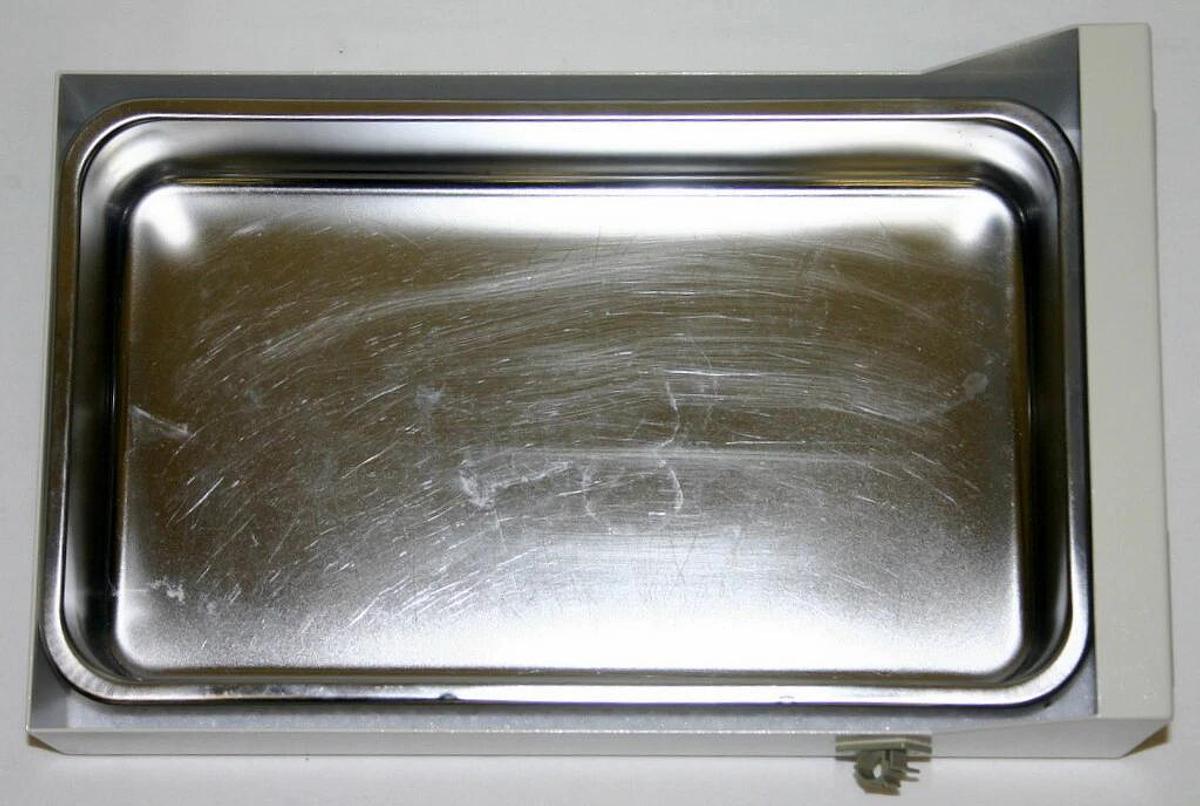 Used SHIMADZU HPLC RESERVOIR TRAY, MODEL 228-34736-91