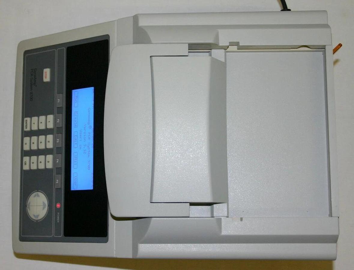 Used APPLIED BIOSYSTEMS ABI GENEAMP PCR 9700 GOLD BLOCK THERMAL CYCLER, Version 3.12