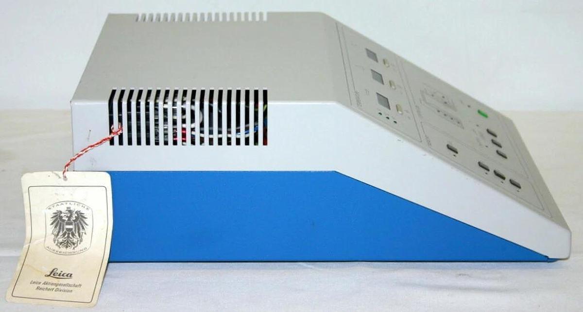 Used LEICA EMFCS CONTROLLER, MODEL 654801