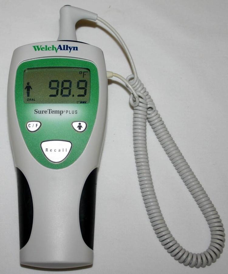 Used WELCH ALLYN DIGITAL ELECTRONIC THERMOMETER SURETEMP PLUS 690