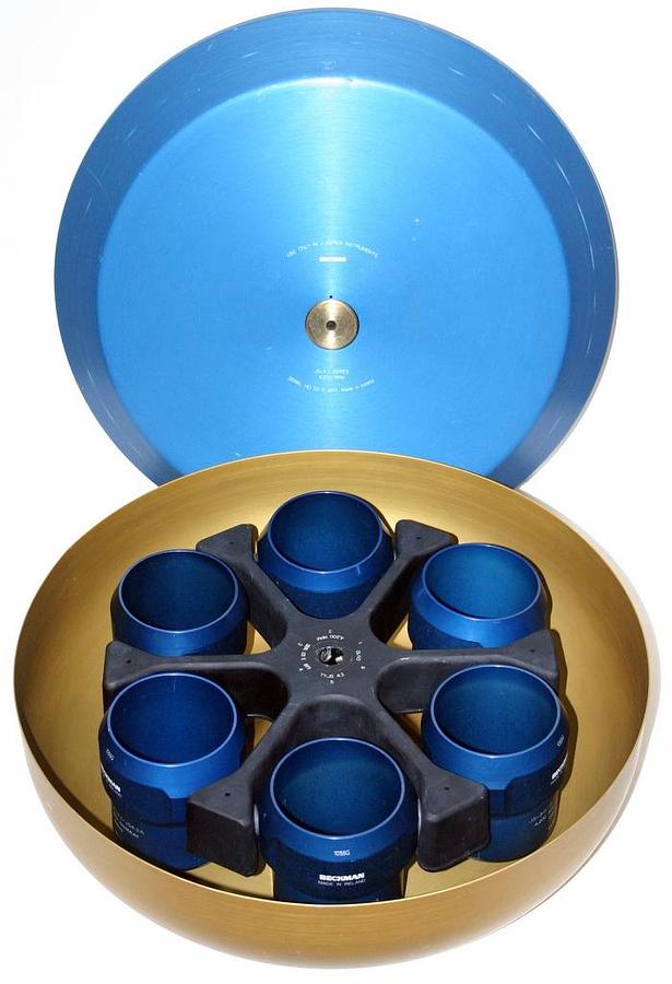 Used BECKMAN SWINGING BUCKET ROTOR, MODEL JS-4.2 WITH SIX 1000 ML BUCKETS