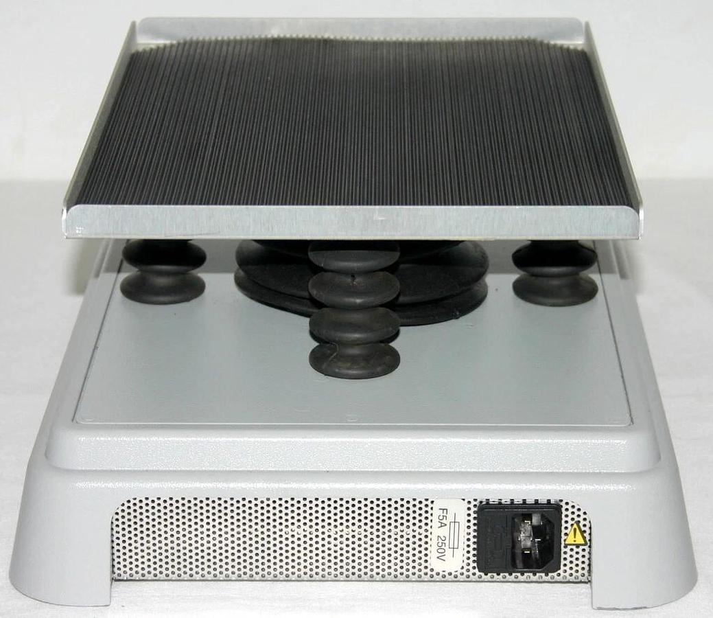 Used VWR DIGITAL 3D ROTATOR WAVER, MODEL 12620-916