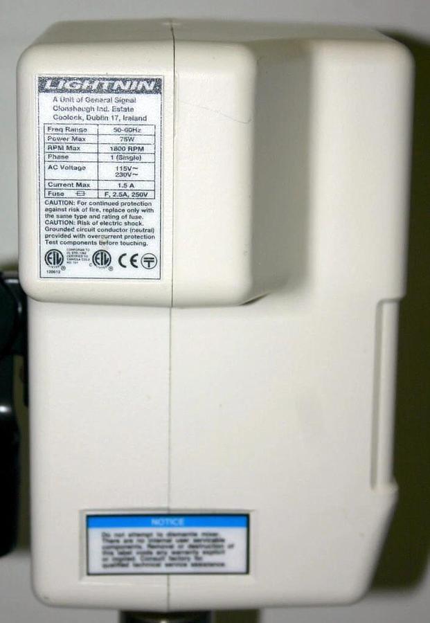 LIGHTNIN LABMASTER DIGITAL OVERHEAD MIXER STIRRER, MODEL L1U08F WITH STAND