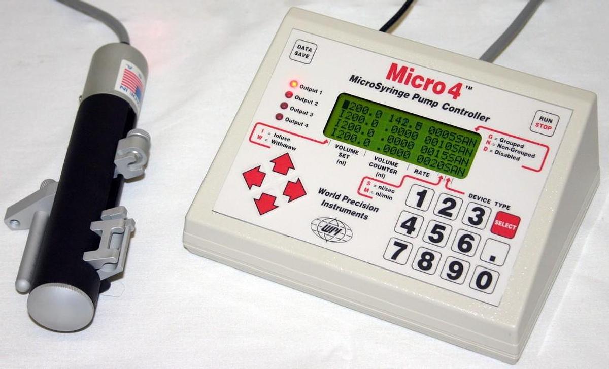 WORLD PRECISION INSTRUMENTS WPI MICROSYRINGE PUMP CONTROLLER UMC4  & PUMPS UMP3