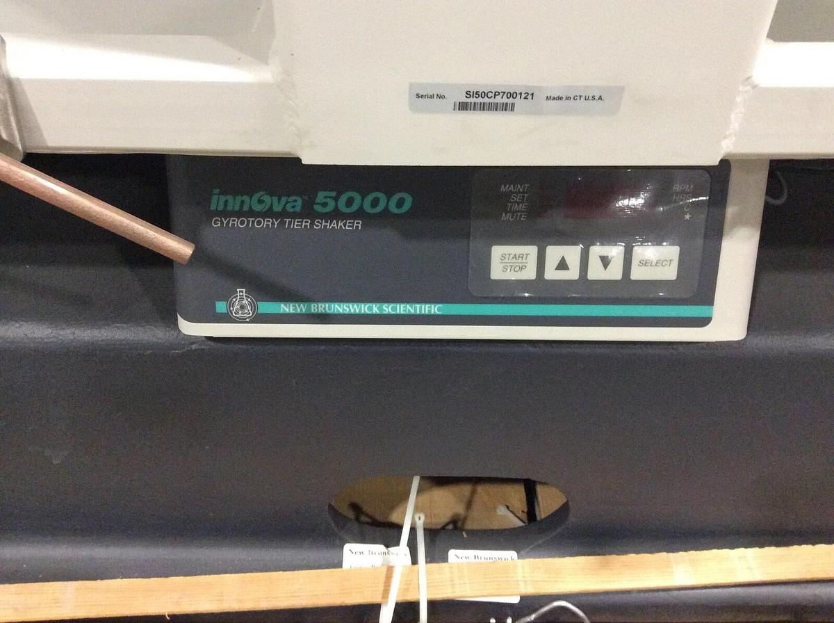 NEW BRUNSWICK SCIENTIFIC EPPENDORF GYROTORY MULTI-TIER SHAKER, INNOVA 5000 - NEW