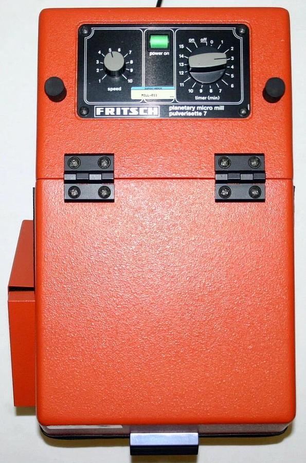 Used FRITSCH PLANETARY BALL MICRO MILL, MODEL PULVERISETTE 7 WITH TWO 45 ML BOWLS