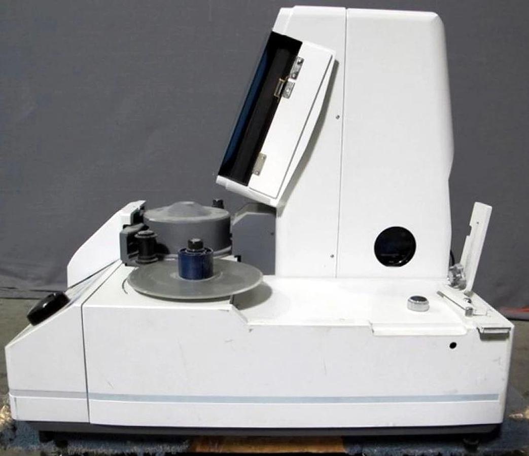 Used VANGUARD INSTRUMENT 35mm PROJECTION SYSTEM, MODEL CAP-35B III WITH REMOTE