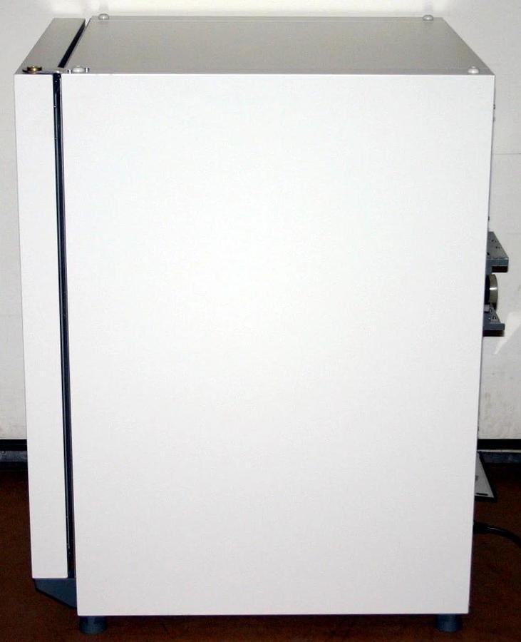 THERMO SCIENTIFIC HERATHERM REFRIGERATED INCUBATOR, MODEL IMP180