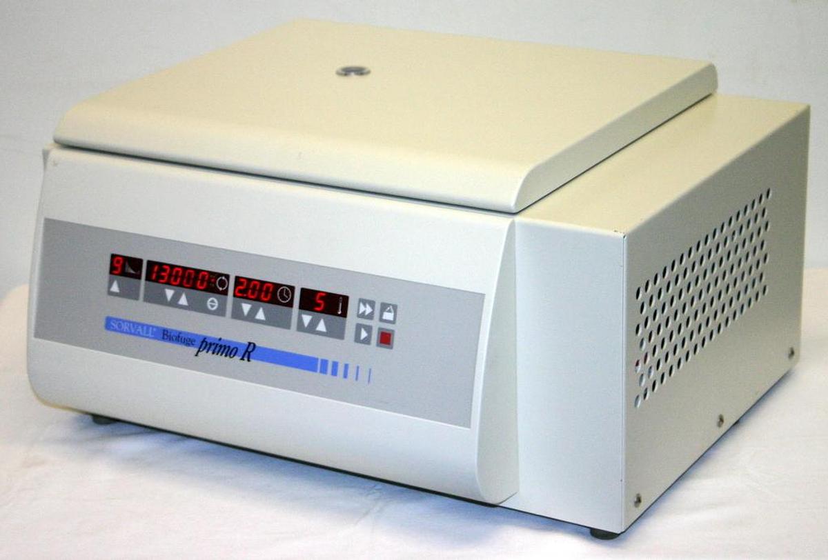 Used SORVALL REFRIGERATED MICRO CENTRIFUGE, BIOFUGE, PRIMO R, INCLUDES 24 X 2ML ROTOR