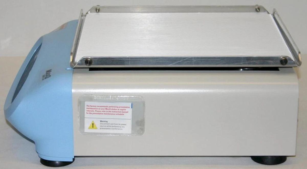 THERMO SCIENTIFIC MAXQ 2000 CO2 RESISTANT DIGITAL SHAKER, MODEL SHKE2000CO2