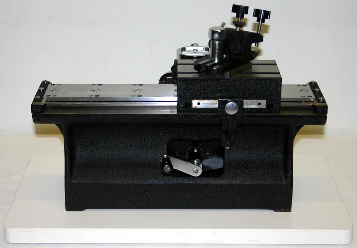 Refurbished AMERICAN OPTICAL / AO SLIDING MICROTOME 860 WITH FREEZING STAGE