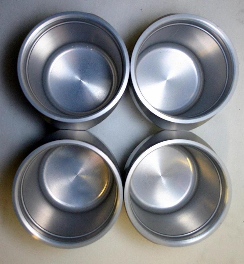 IEC BUCKETS, 750mL, MODEL 372S WITH LIDS, (QTY. 4)