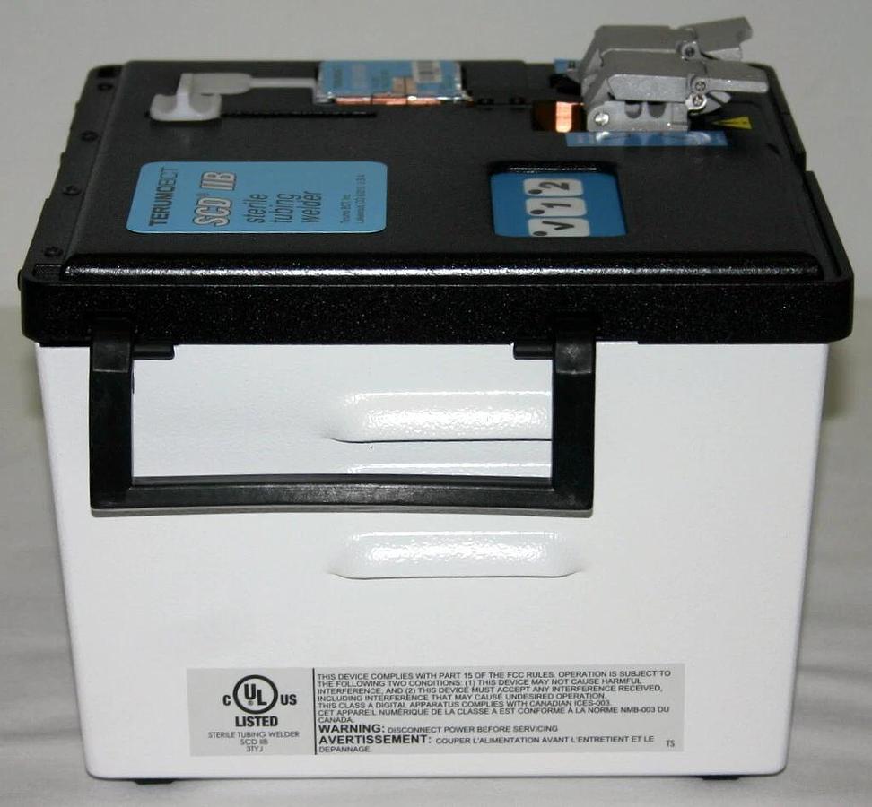 TERUMO BCT STERILE TUBING WELDER, MODEL SCD IIB, MANUFACTURE DATE: 2021