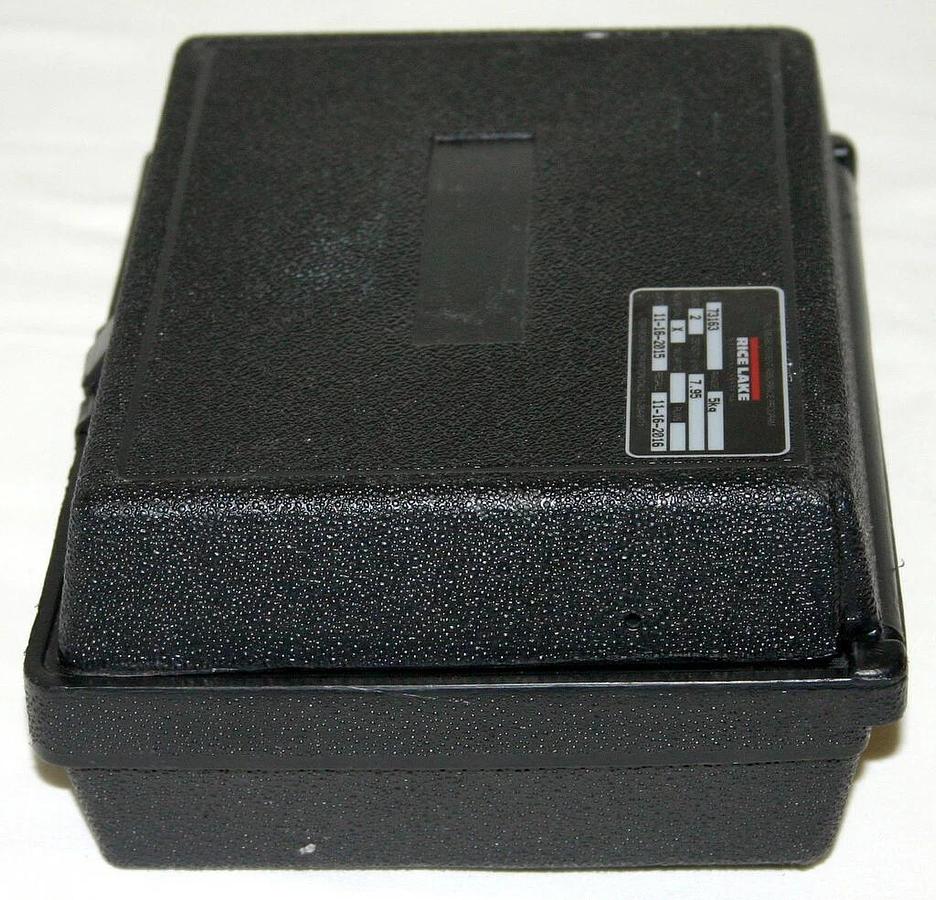Used RICE LAKE 5KG SS CYLINDRICAL CALIBRATION WEIGHT, CLASS 2 WITH CASE