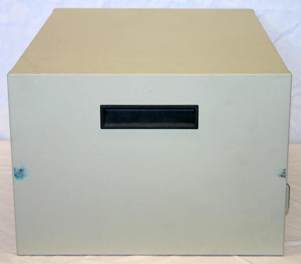 Used ASTRO-MED GRASS P122 STRAIN GAGE, 7DA AMPLIFIERS & 7P20C