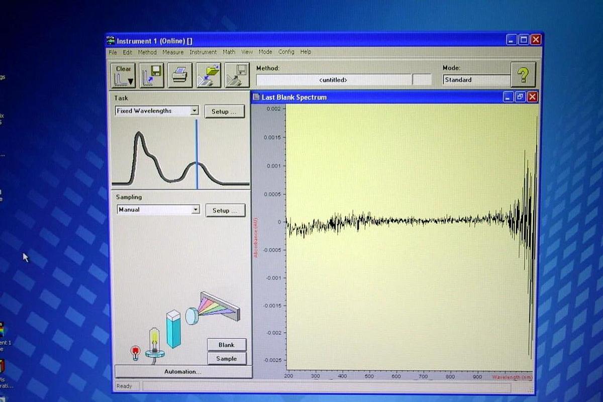 AGILENT / HP 8453 UV-VIS SPECTROPHOTOMETER G1103A WITH SINGLE CELL HOLDER