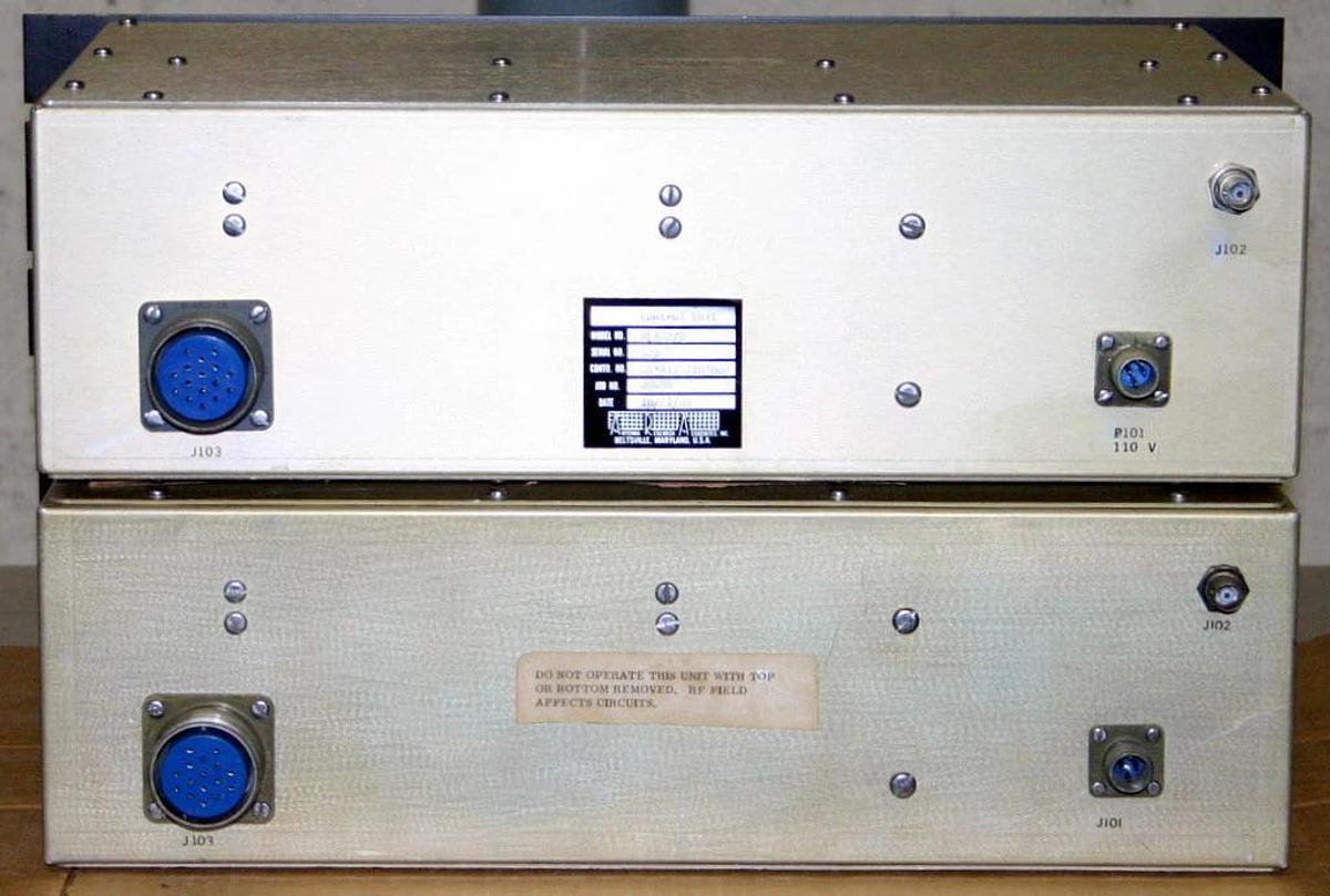 Used ANTENNA RESEARCH MINILOOP TUNABLE ANTENNA TRANSMIT - RECEIVE, MODEL MLA-2/D