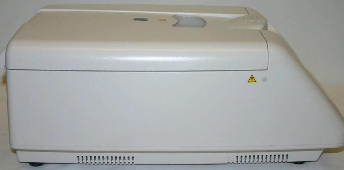 Used THERMO SCIENTIFIC SHANDON CYTOCENTRIFUGE, MODEL CYTOSPIN 4 WITH ROTOR