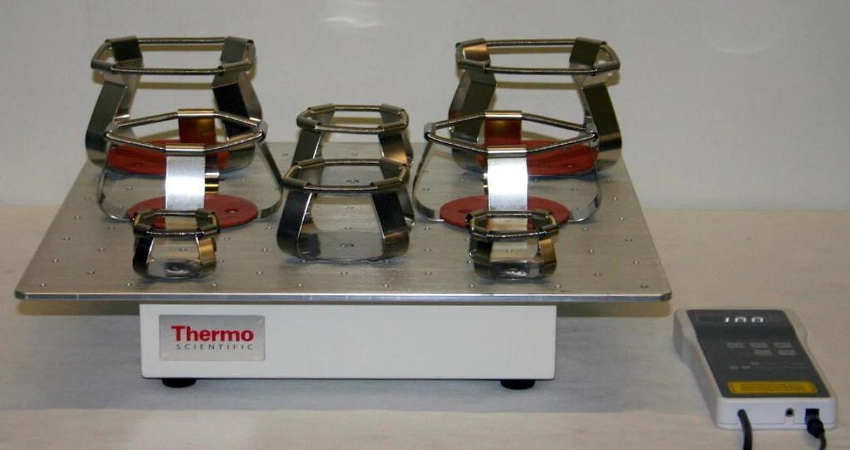 THERMO SCIENTIFIC MAXQ 2000 CO2 PLUS DIGITAL SHAKER, MODEL 88881101