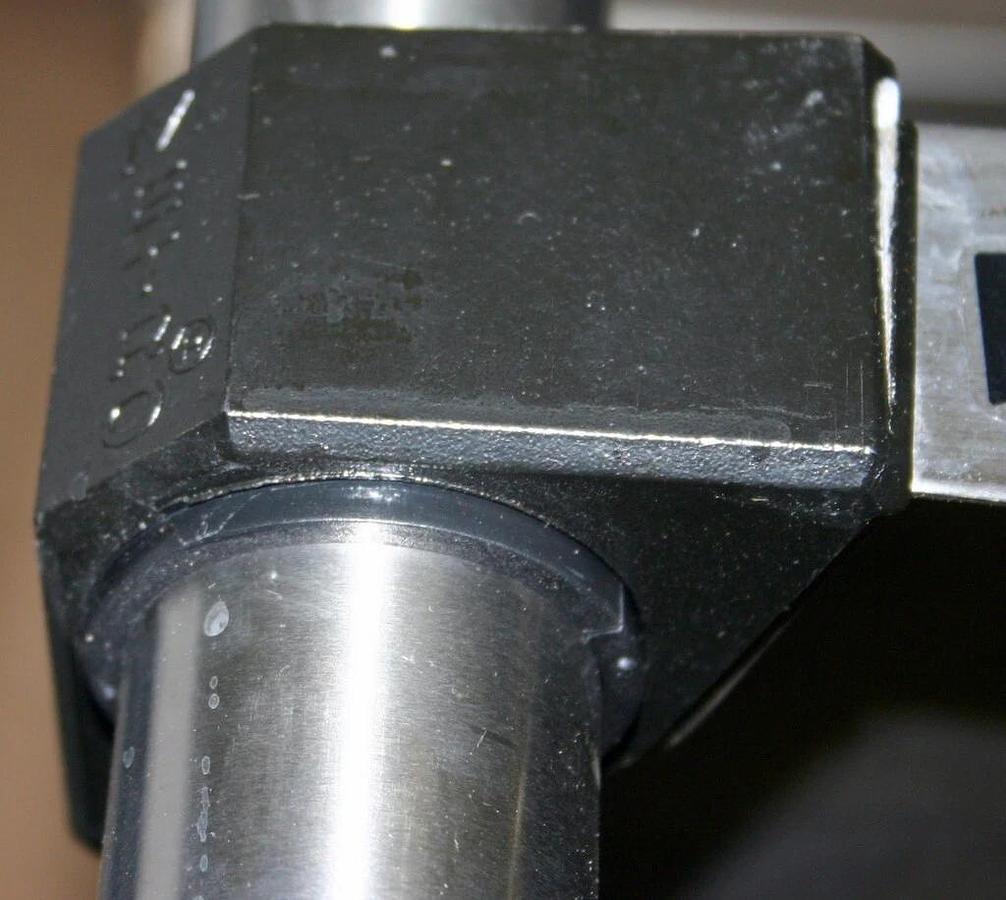 Used METRO HD SUPER STAINLESS STEEL MOBILE WORKTABLE, MODEL MWT305FS, 48"LX30"WX34"H