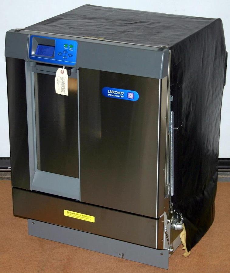 LABCONCO UNDERCOUNTER STEAMSCRUBBER GLASSWARE WASHER, MODEL 4400320, 115 VOLTS