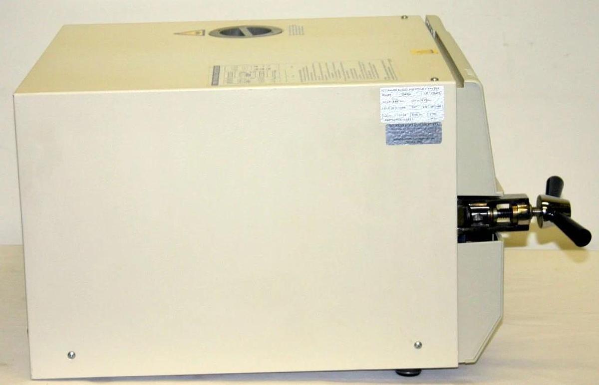 TUTTNAUER BRINKMANN DIGITAL AUTOCLAVE, STERILIZER, MODEL 2540EA