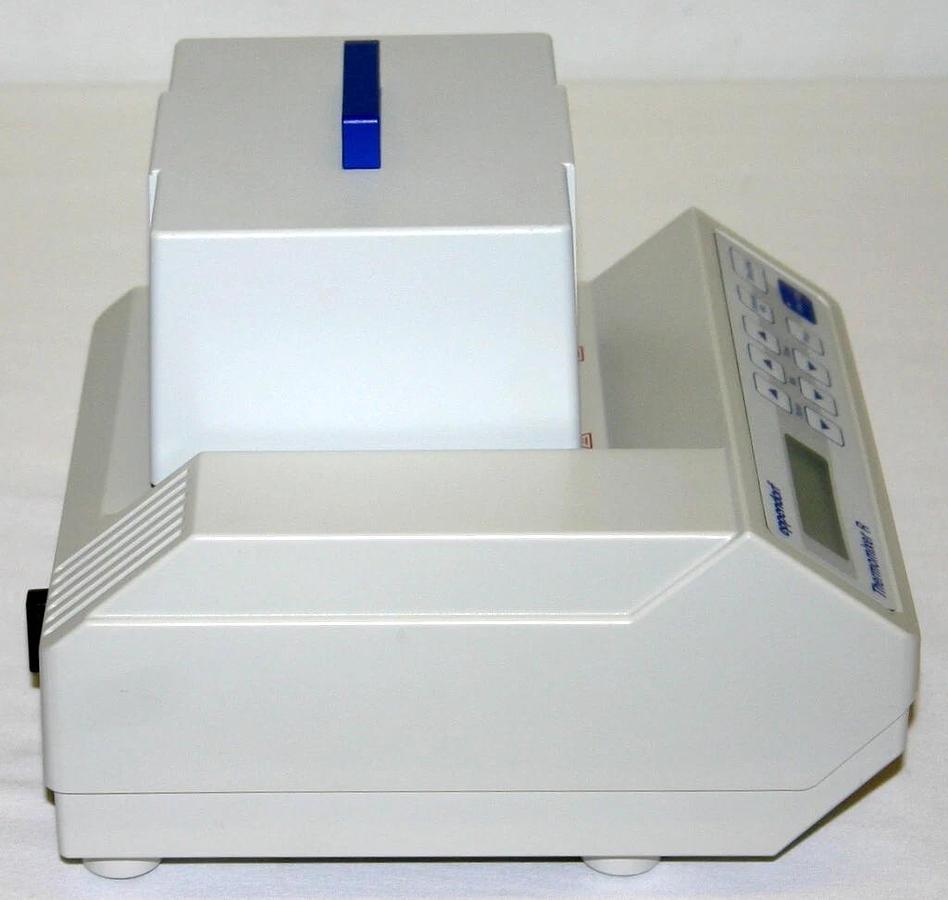 EPPENDORF THERMOMIXER R DRY BLOCK HEATING AND COOLING SHAKER, MTP, MODEL 5355