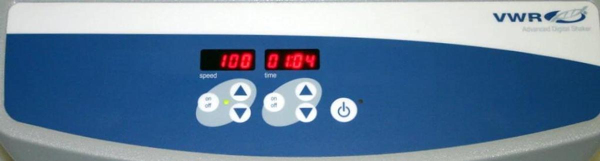 VWR ADVANCED 5000 ORBITAL SHAKER, 24"W x 18"D TRAY