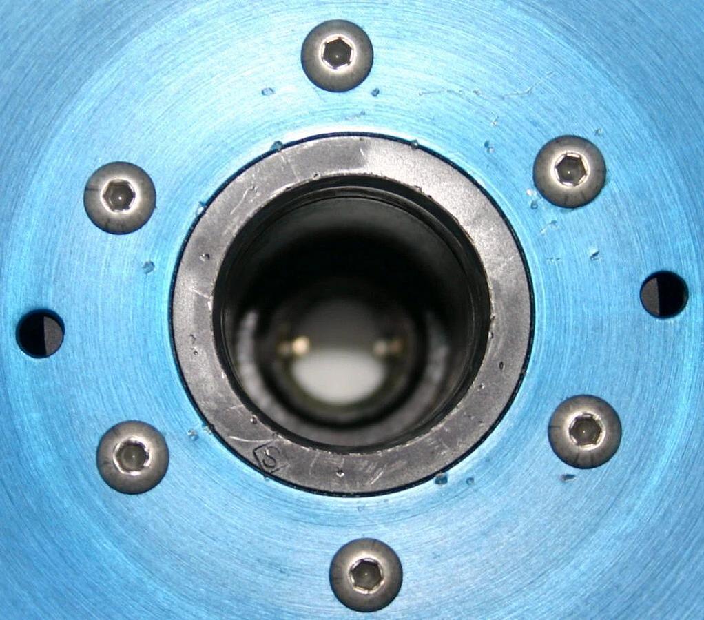 BECKMAN FIXED ANGLE ROTOR, MODEL JLA-10.500, 6 x 500 ML, INCLUDES CANISTERS