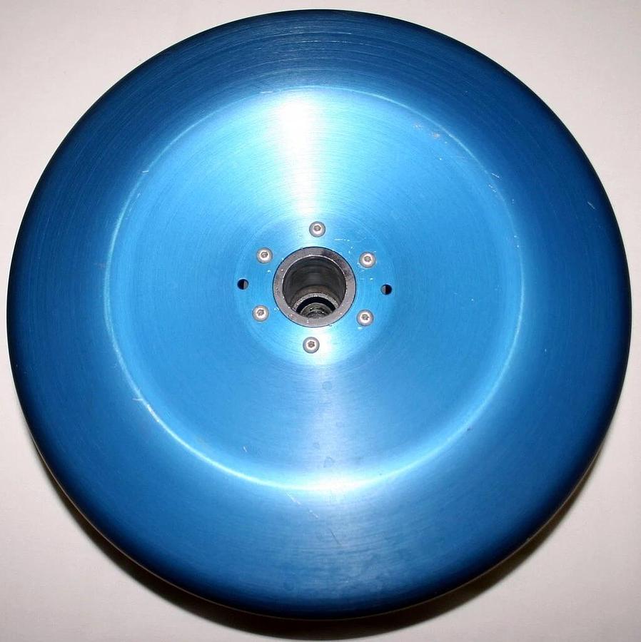 BECKMAN FIXED ANGLE ROTOR, MODEL JLA-10.500, 6 x 500 ML, INCLUDES CANISTERS