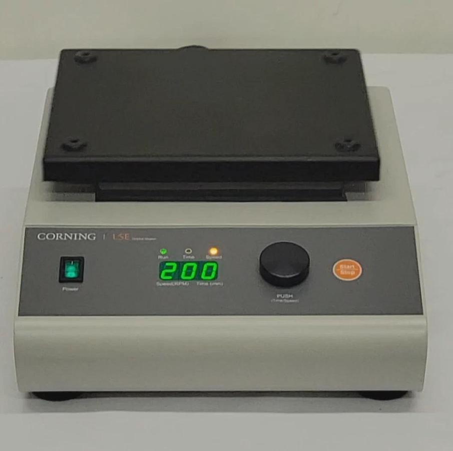 CORNING LSE ORBITAL SHAKER WITHOUT PLATFORM, MODEL 6780-NP