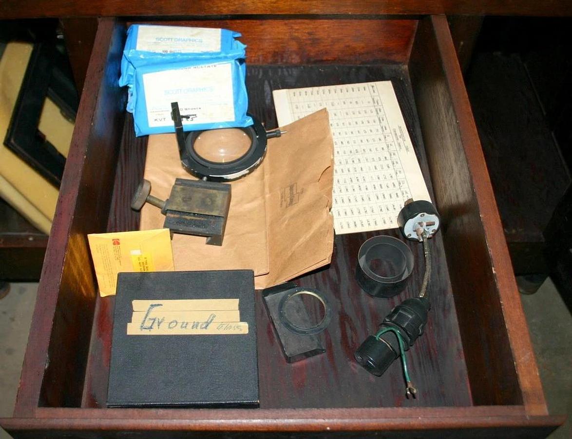 Used BAUSCH & LOMB, B & L ANTIQUE 1947 PHOTOMICROSCOPE WITH WOOD CABINET & ACCYS.