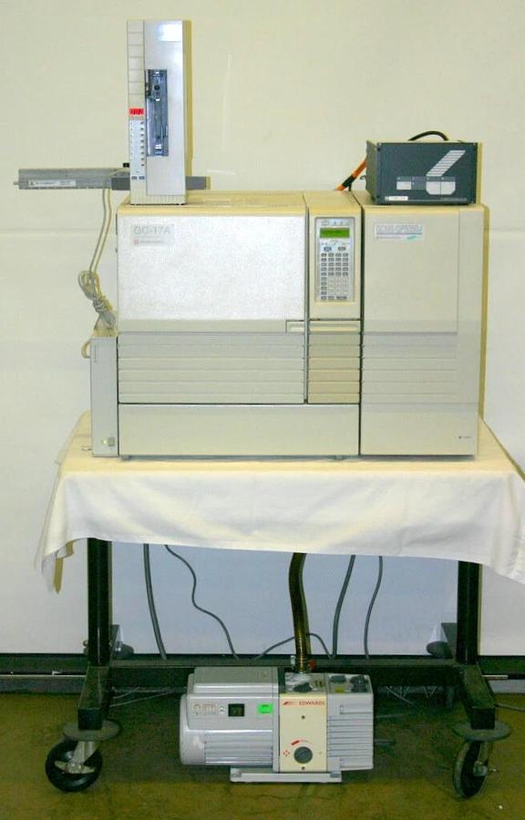 Used SHIMADZU GAS CHROMATOGRAPH, MODEL GC-17A WITH MASS SPECTROMETER GCMA-QP5050A