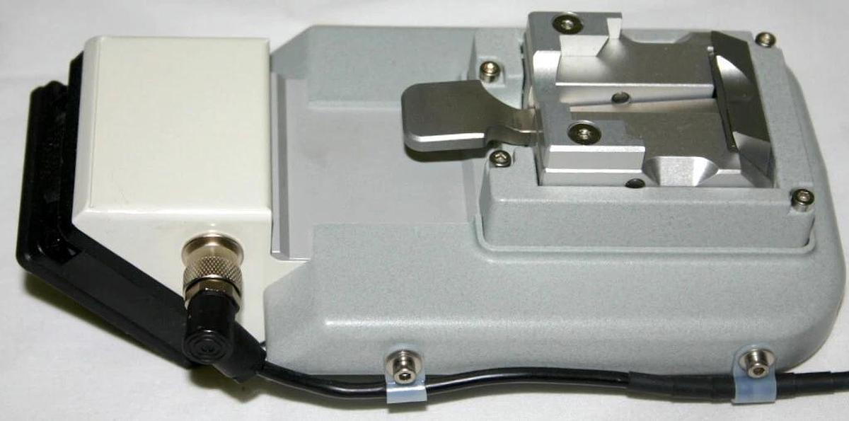 LEICA INHECO RM COOLCLAMP FOR HISTOCORE MICROTOME, MODEL 14050246573