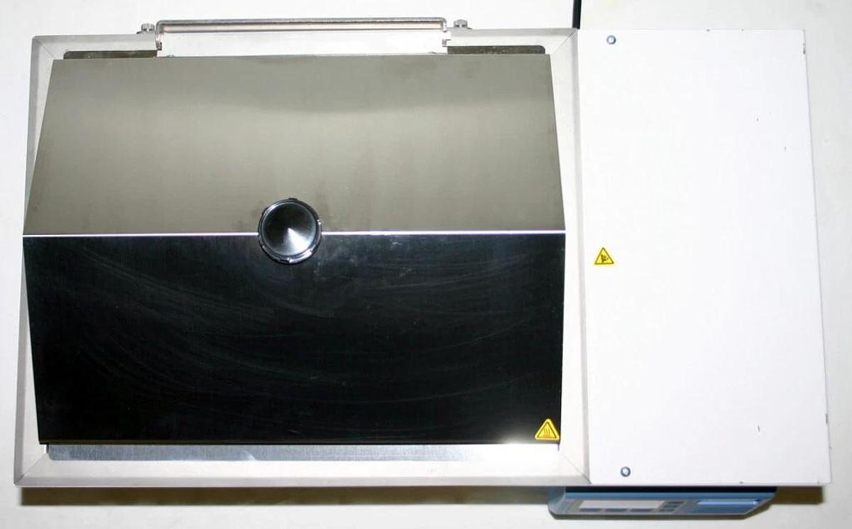 Used THERMO SCIENTIFIC PRECISION 15L SHAKING WATER BATH, MODEL SWB 15S