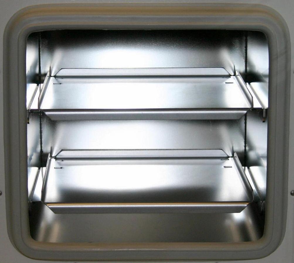 THERMO SCIENTIFIC VACUTHERM VACUUM DRYING OVEN, MODEL VT 6025, CAT. NO. 51014551