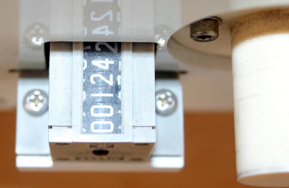 Used LITTON ELECTRON DEVICES IOT INDUCTIVE OUTPUT TUBE TROLLEY ASSEMBLY