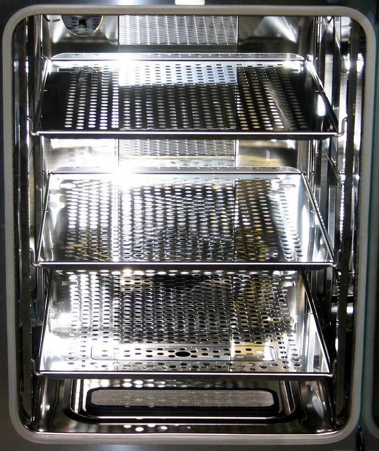 THERMO SCIENTIFIC HERACELL VIOS 160I CO2 INCUBATOR, 165L, ELECTROPOLISHED S/S