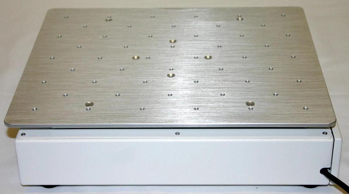 THERMO SCIENTIFIC MAXQ 2000 CO2 PLUS DIGITAL SHAKER, MODEL 88881101