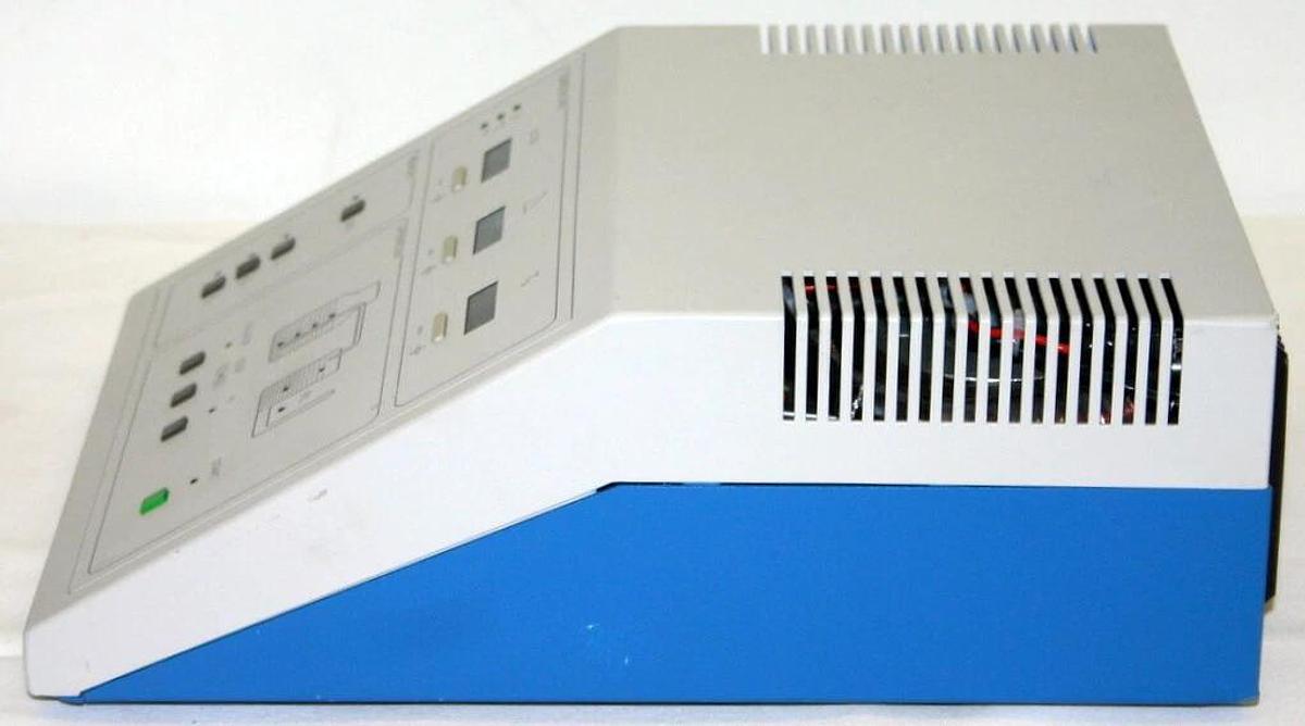 Used LEICA EMFCS CONTROLLER, MODEL 654801