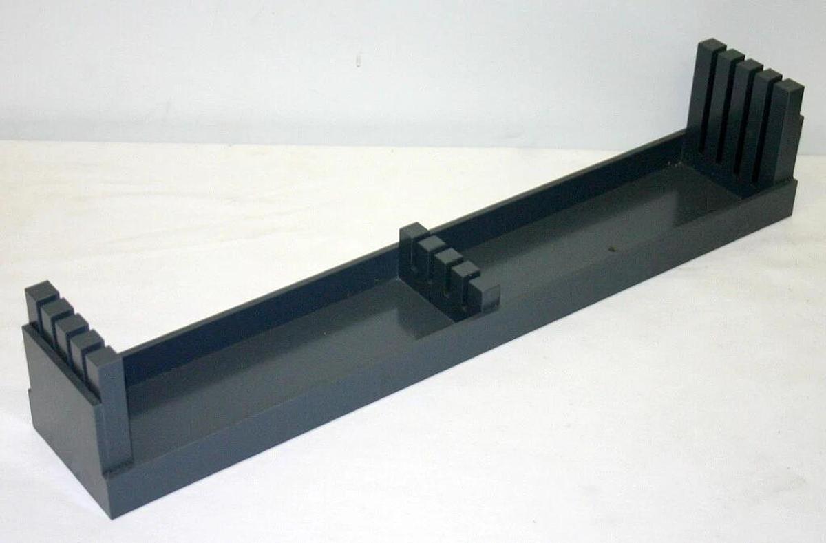 LEICA DEHYDRATION FRAMES, MODEL 0417 32995 AND FRAME HOLDER, MODEL 0417 32996