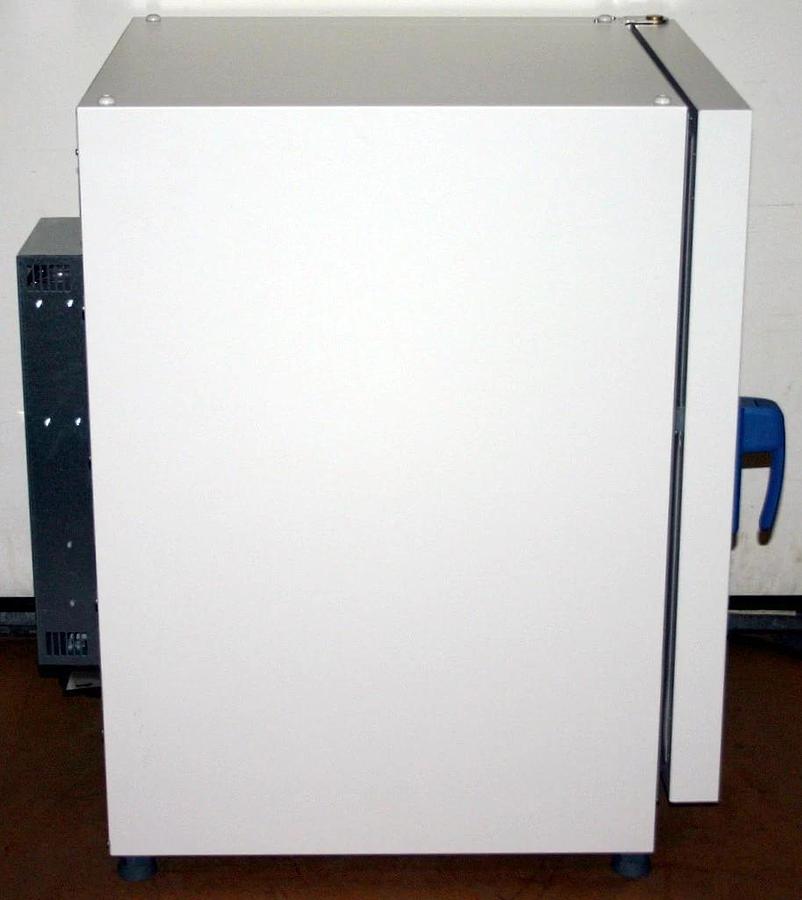 THERMO SCIENTIFIC HERATHERM REFRIGERATED INCUBATOR, MODEL IMP180