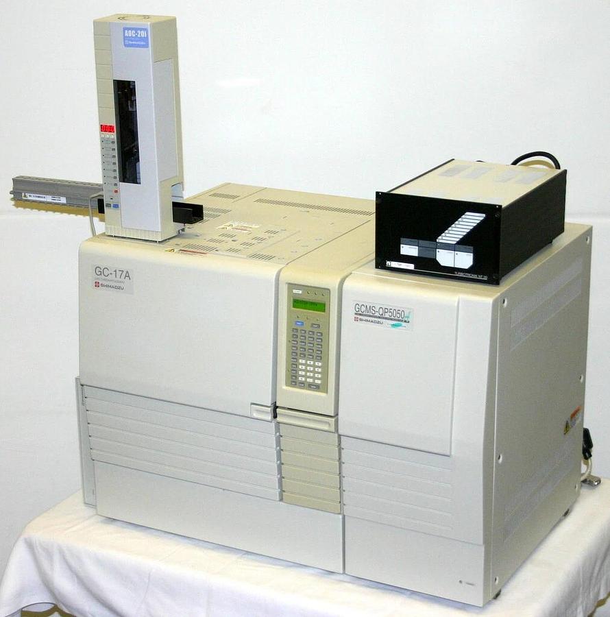 Used SHIMADZU GAS CHROMATOGRAPH, MODEL GC-17A WITH MASS SPECTROMETER GCMA-QP5050A